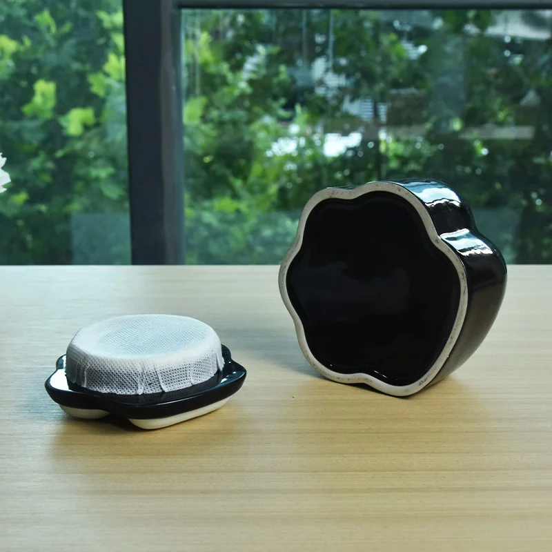 Cute Pet Cat Urn Paw Modern Style In Door Ceramic Urn On Stock Cat Pet Cremation Ashes Container Small Mini Pet Urn