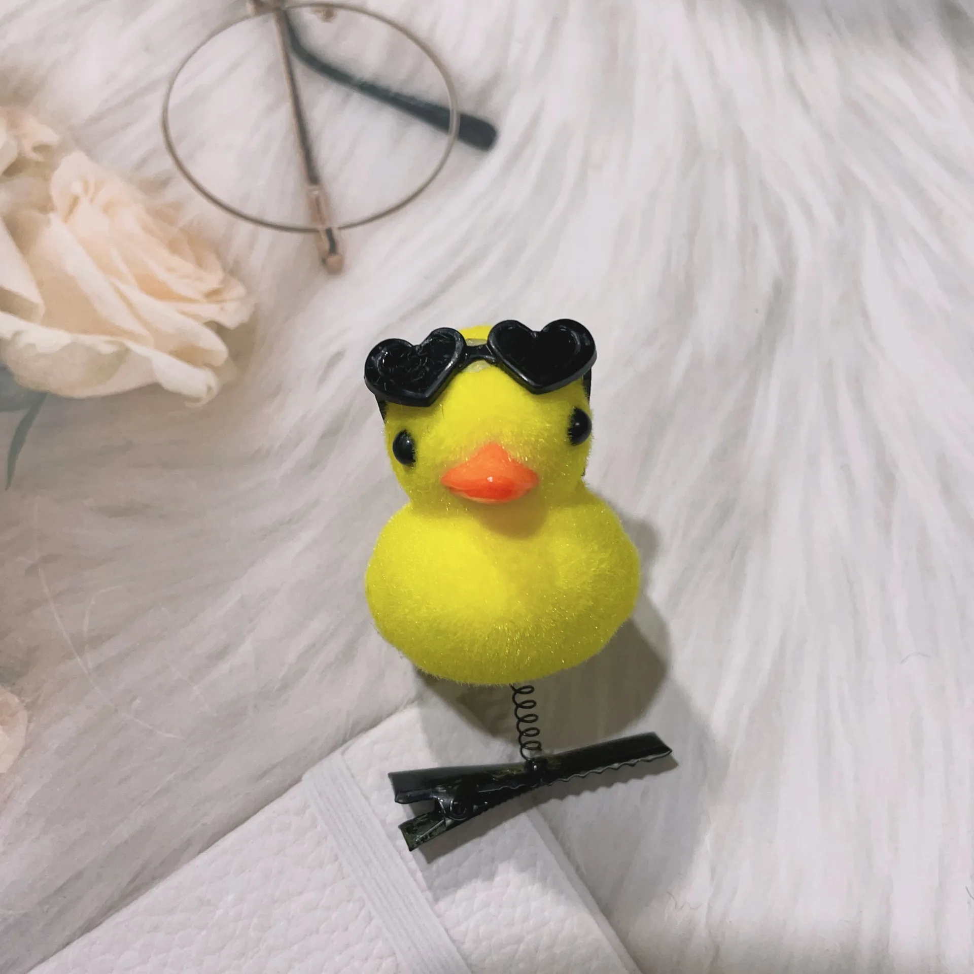 Hot Yellow Duck Spring Hair Clip Cartoon Chicken With Camera Spring Hairpin Hairgrips For Party