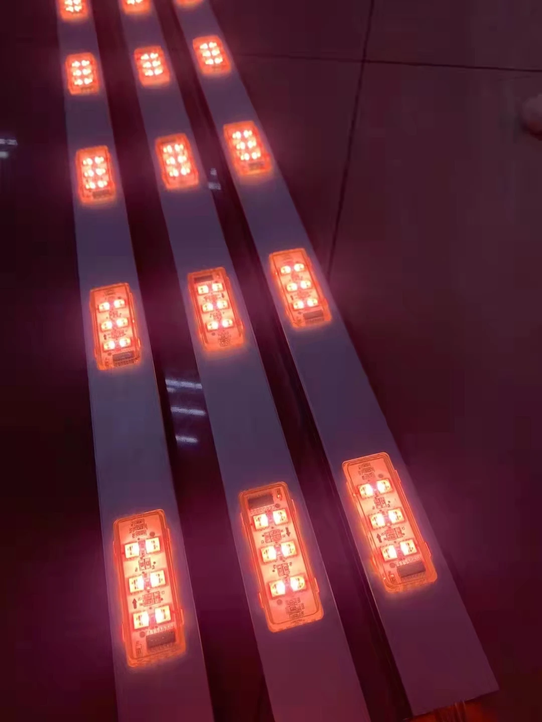 Addressable pixel rgb DMX/DVI/ ARTNET controlled led geometry digital bar