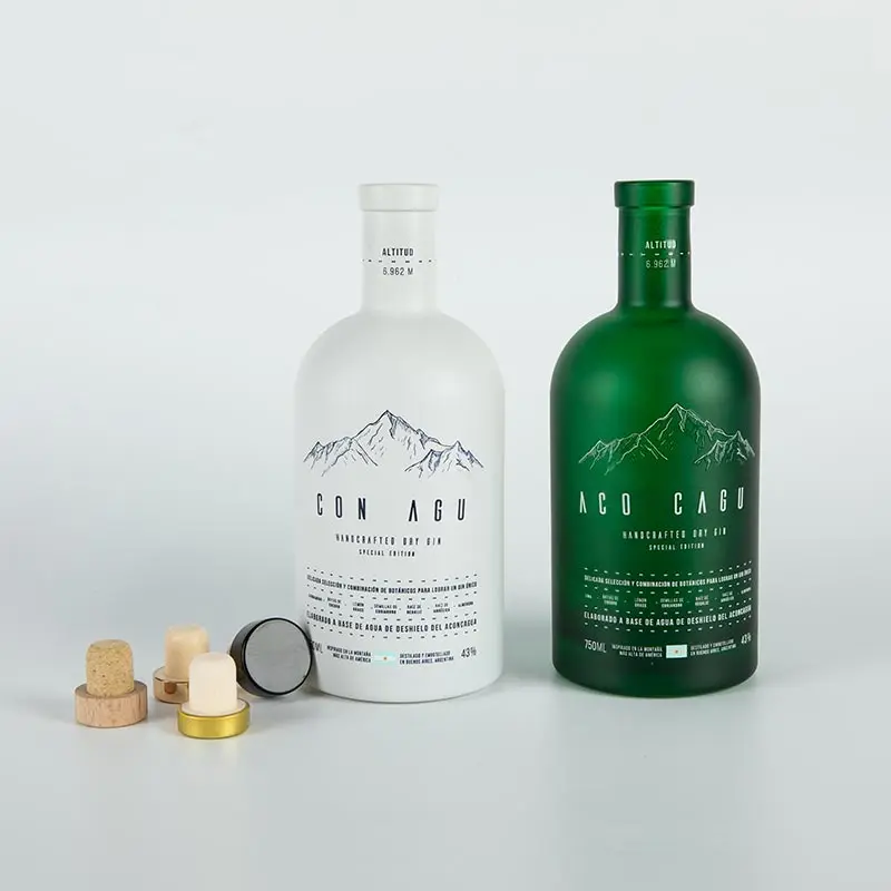 Wholesale extra white flint 750ml liquor bottles empty vodka sprits glass bottle green white nordic glass spirit bottle