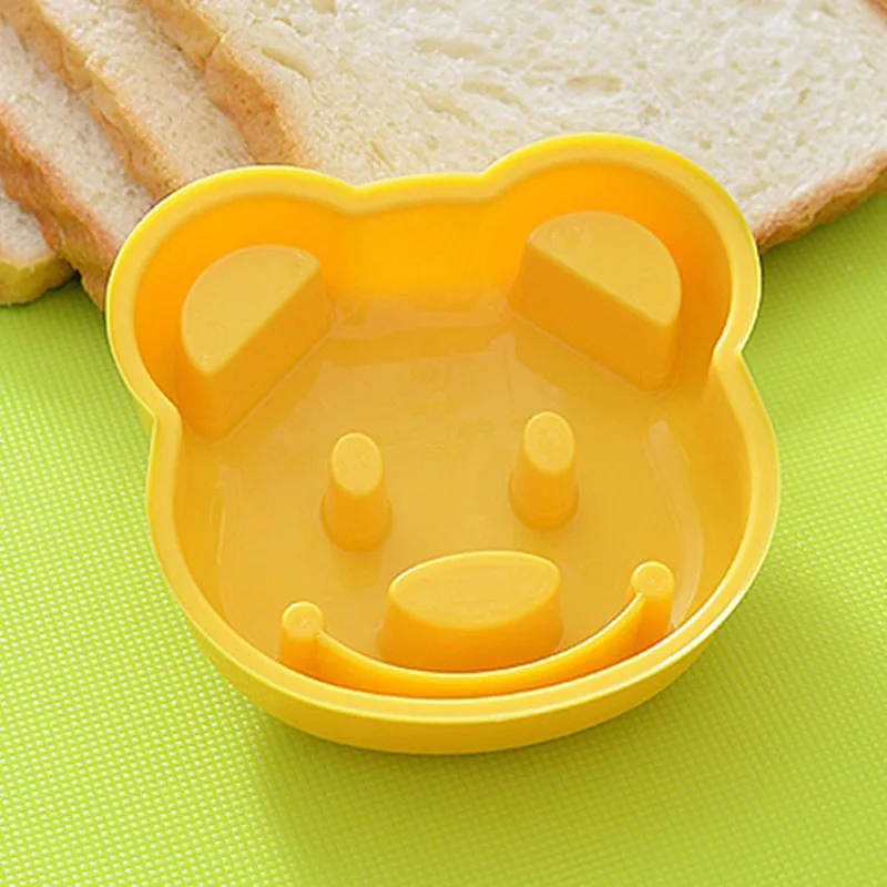 Little Bear Shape Sandwich Mold Bread Biscuits Embossed Device Cake Mold Maker DIY Mold Cutter kitchen breakfast accessories