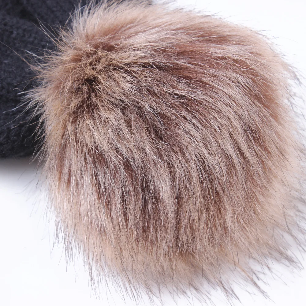 Оптовая продажа, новая зимняя вязаная шапка с помпоном, однотонная плюшевая теплая акриловая шапка, Женская утолщенная теплая шапка