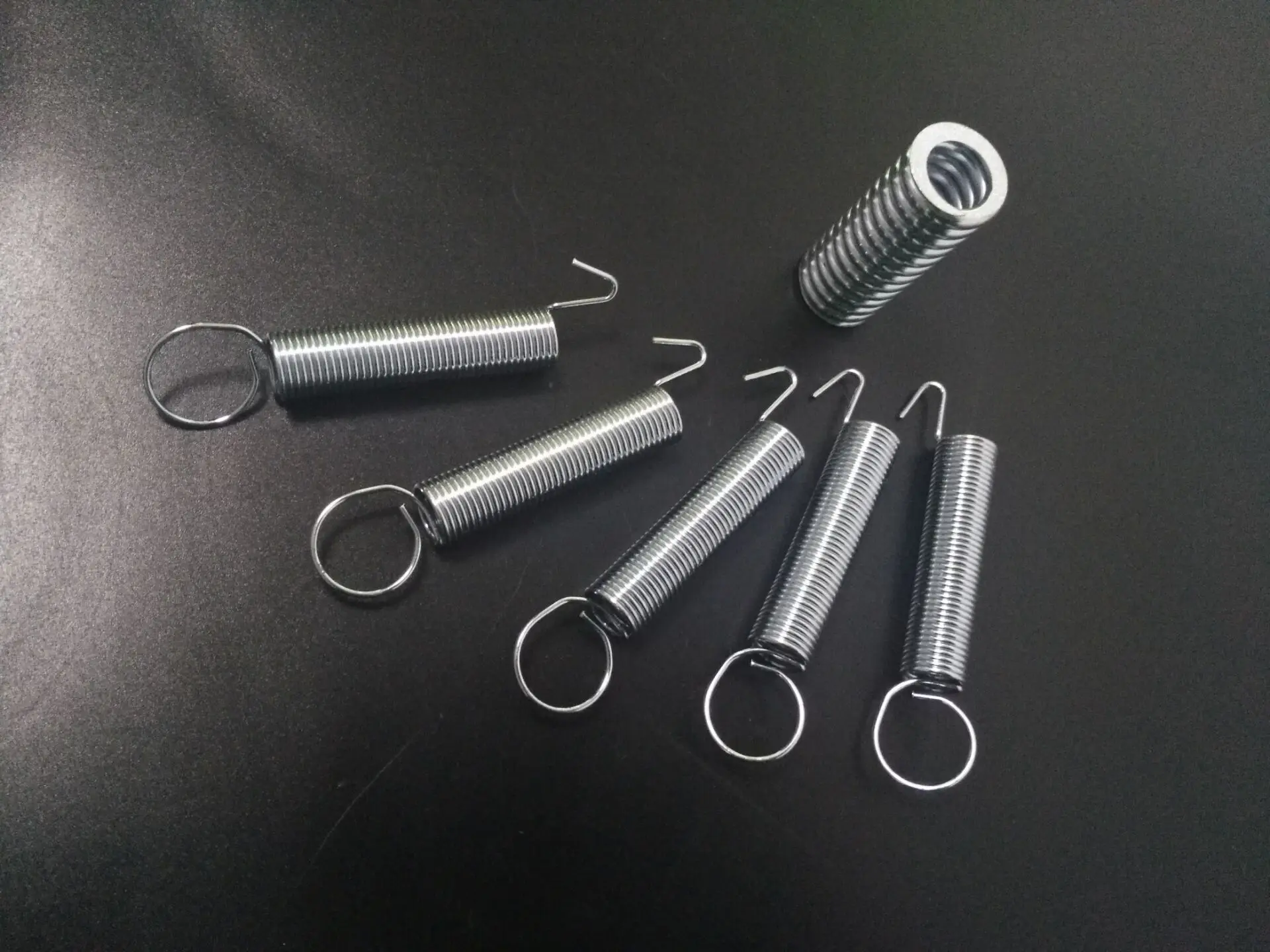 Fast ship good quality aluminium laser cutting metal sheet custom springs coil springs