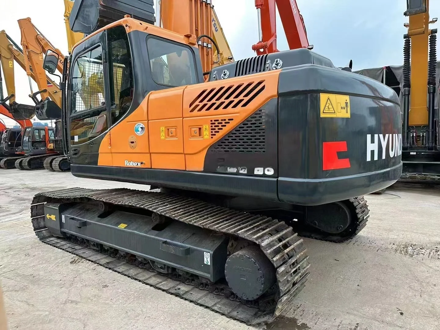 Used Hyundai R220-9s 22tons excavators good condition crawler machine used Hyundai R220-9s excavators