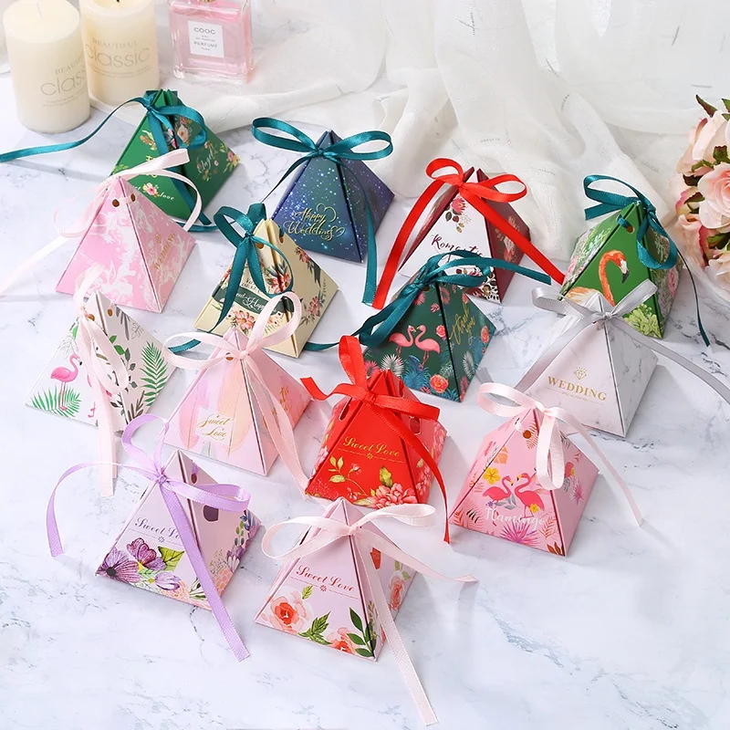 New Design DIY Triangle Pyramid Floral Flamingo Paper Birthday Wedding Gift Chocolate Candy Packaging Box with Bowknot