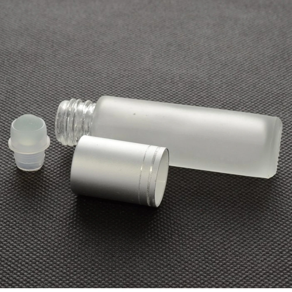 Variety Of Styles Wholesale Price 5ml 10ml 15ml 20ml 30ml 50ml Matte Black Glass Roll On Bottle With Plastic Roller Ball