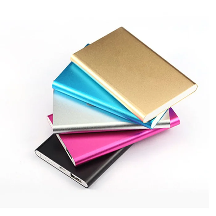 OEM рекламный подарок портативное зарядное устройство 4000 мАч Кредитная карта портативные зарядные устройства для мобильного телефона с пользовательским логотипом