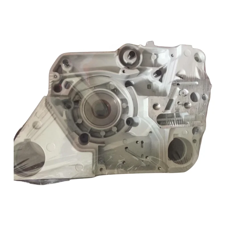 Chinese Wholesale Suppliers Super Power Dolmar Chain saw 070 Chainsaw Parts Crankcase