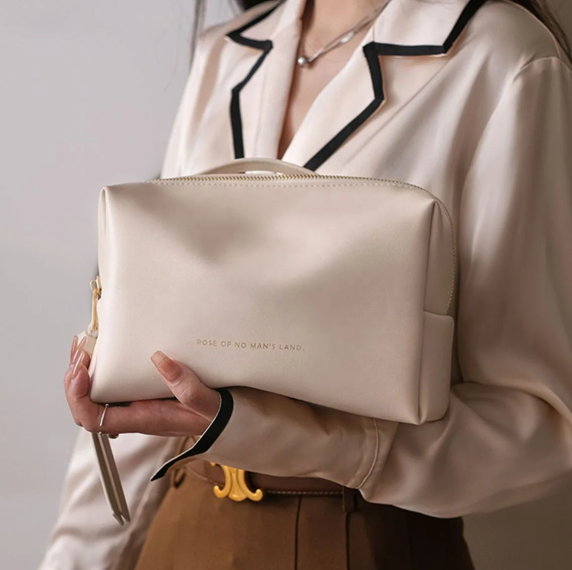 Wholesale Custom New Designer Women Branded Luxury Waterproof PU Leather Pouch Toiletry Travel Makeup Cosmetic Bag