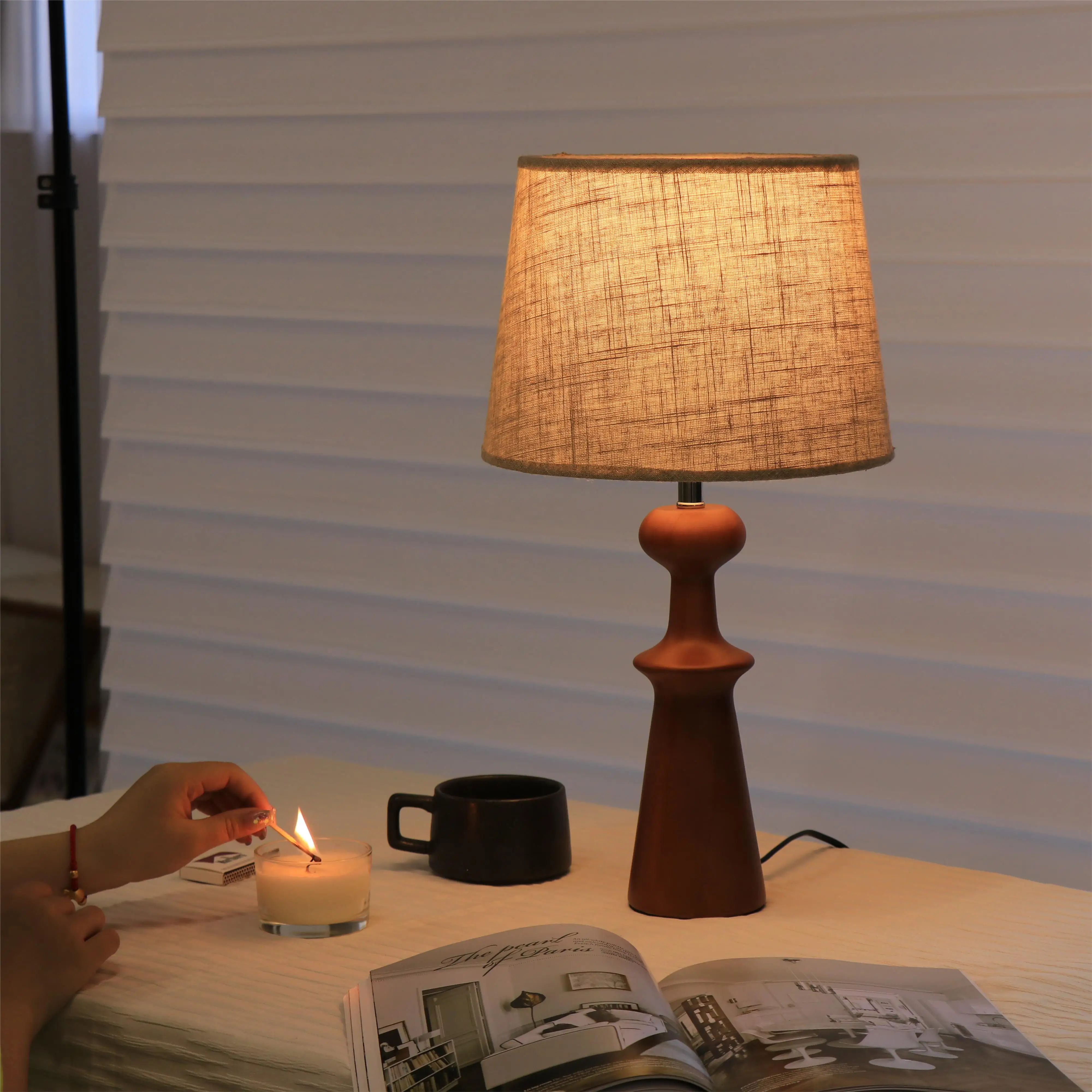 BCSI factory wholesale new room design luxury wooden base bedroom bedside hotel luxury decorative table lamp