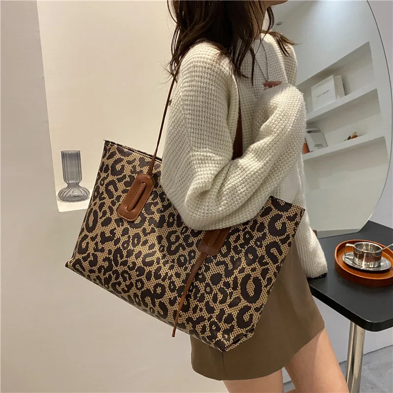 Gelory Wholesale Fashion Leopard Print Portable Shoulder Underarm Tote Bag Trendy 2025 Capacity Shopping Handbags