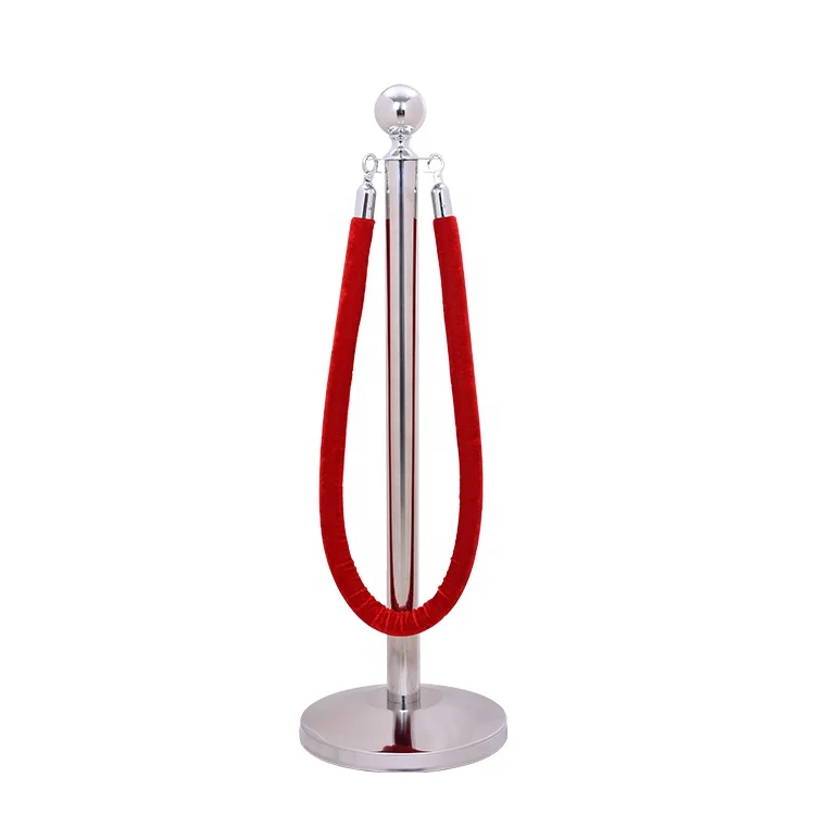 Из нержавеющей стали в виде шариков в верхней части веревка барьеры