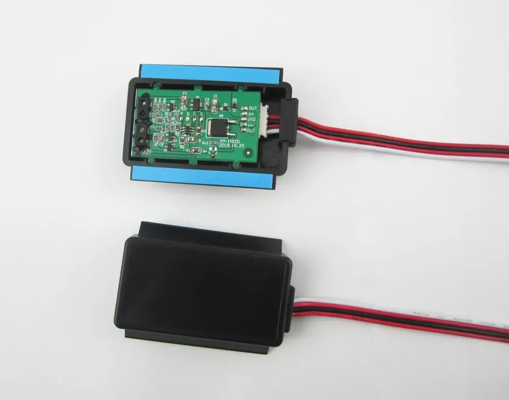 6-12VDC hand sweep smooth dimmer switch behind mirror hand wave sensor switch for mirror led lighting