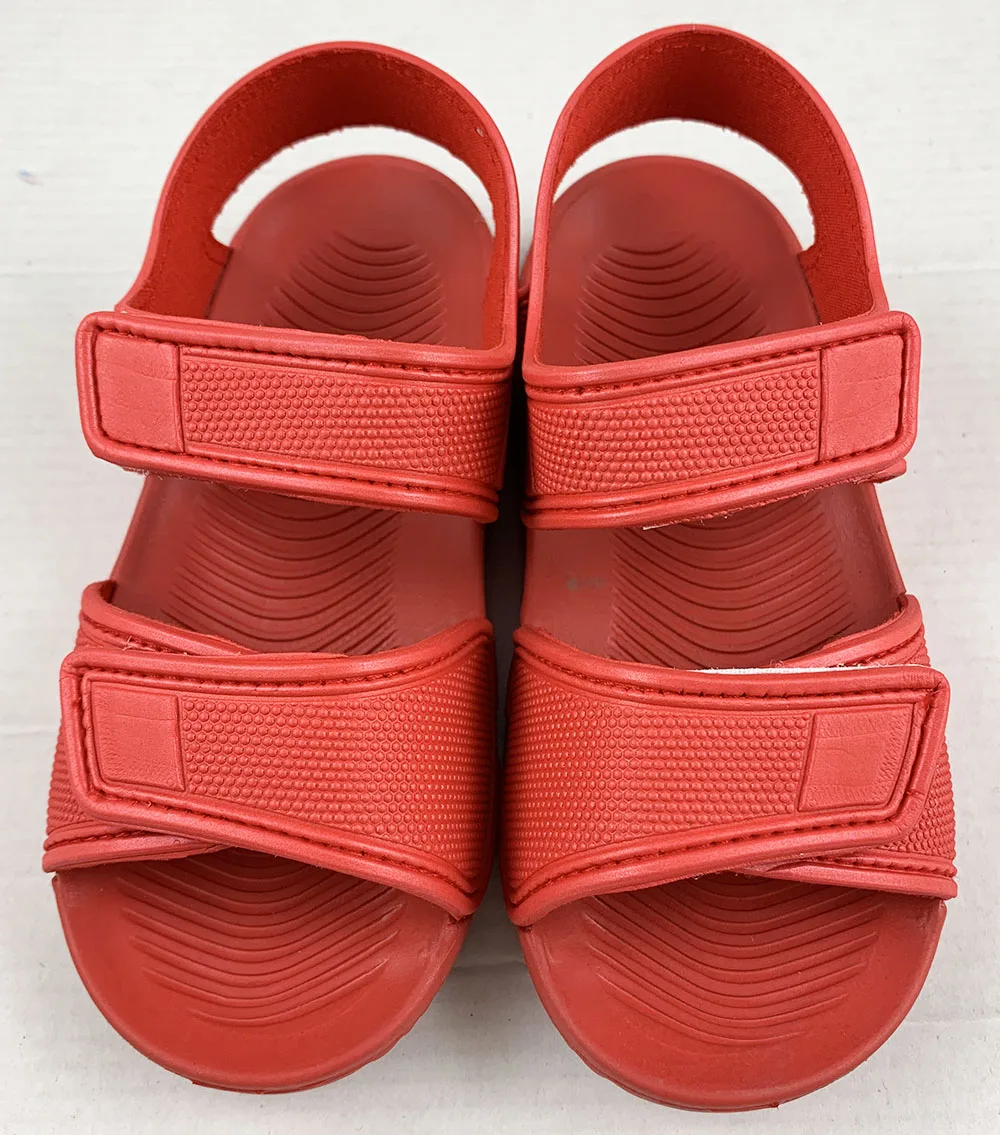 Модные дизайнерские сандалии для девочек