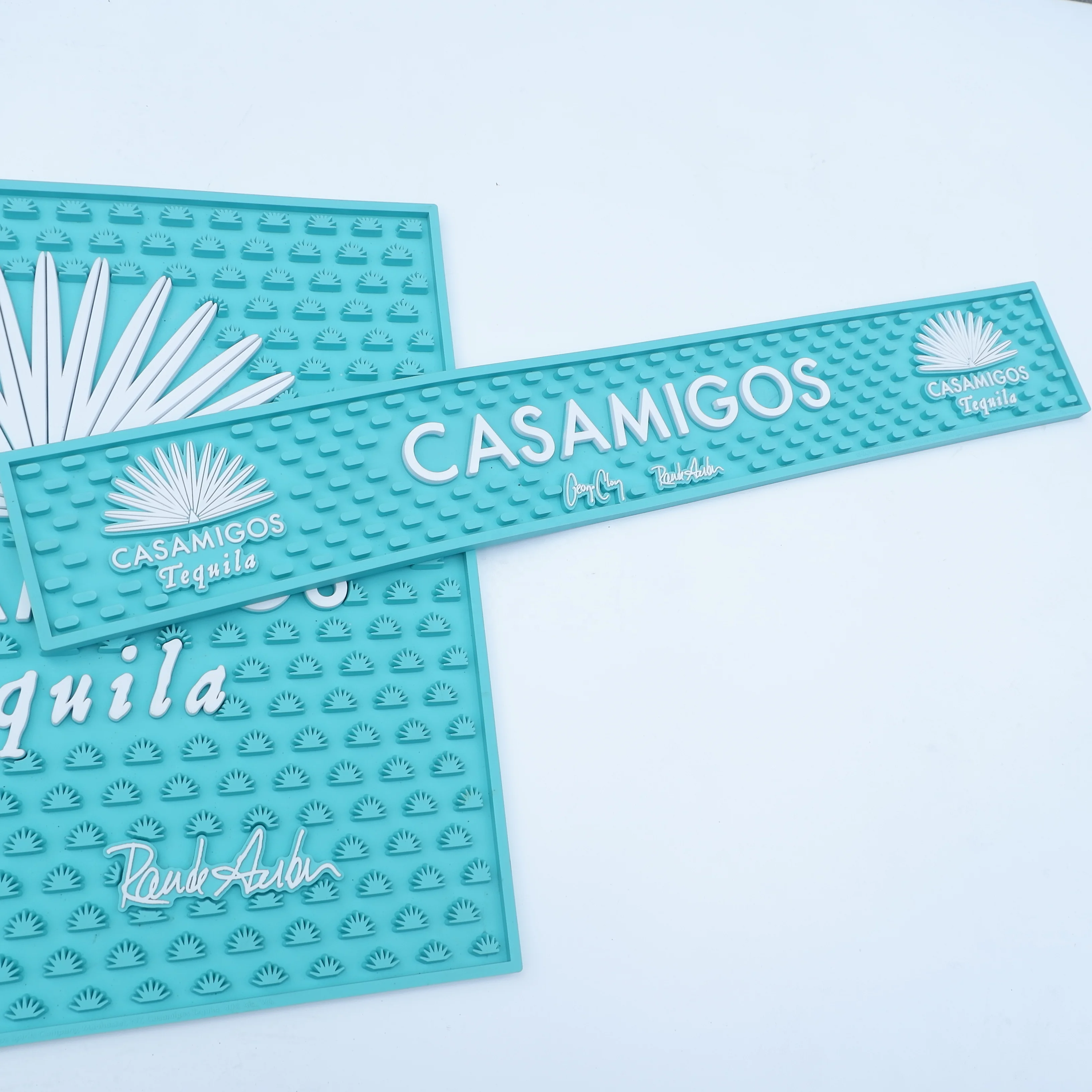 Custom eco-friendly PVC bar mats bar runner OEM embossed logo bar drip mat