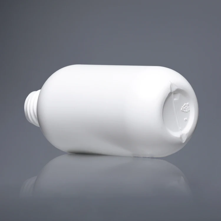 White 200ml Recycling Empty Round Plastic HDPE Spray Bottle Packaging Container Cosmetics Plastic Spray Bottle For Alcohol Spray