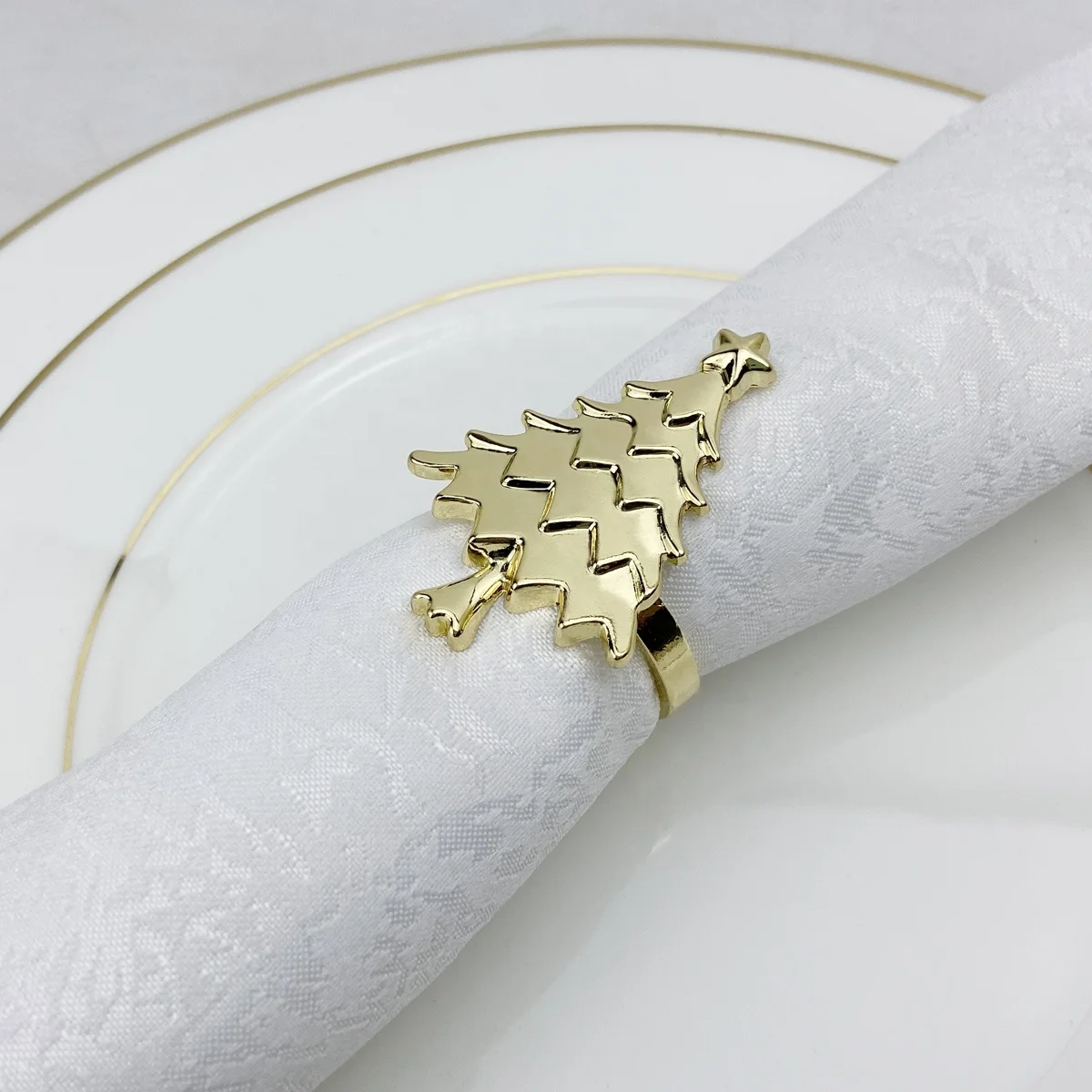 cheap and simple christmas tree napkin ring