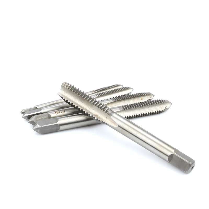 Метчики для формования резьбы из быстрорежущей стали
