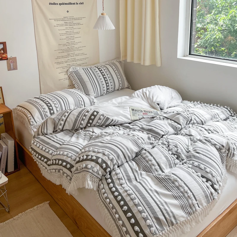 Sunny Textile Wholesale Jacquard Tufted Bedding With Tassel Bohemian Duvet Cover Set