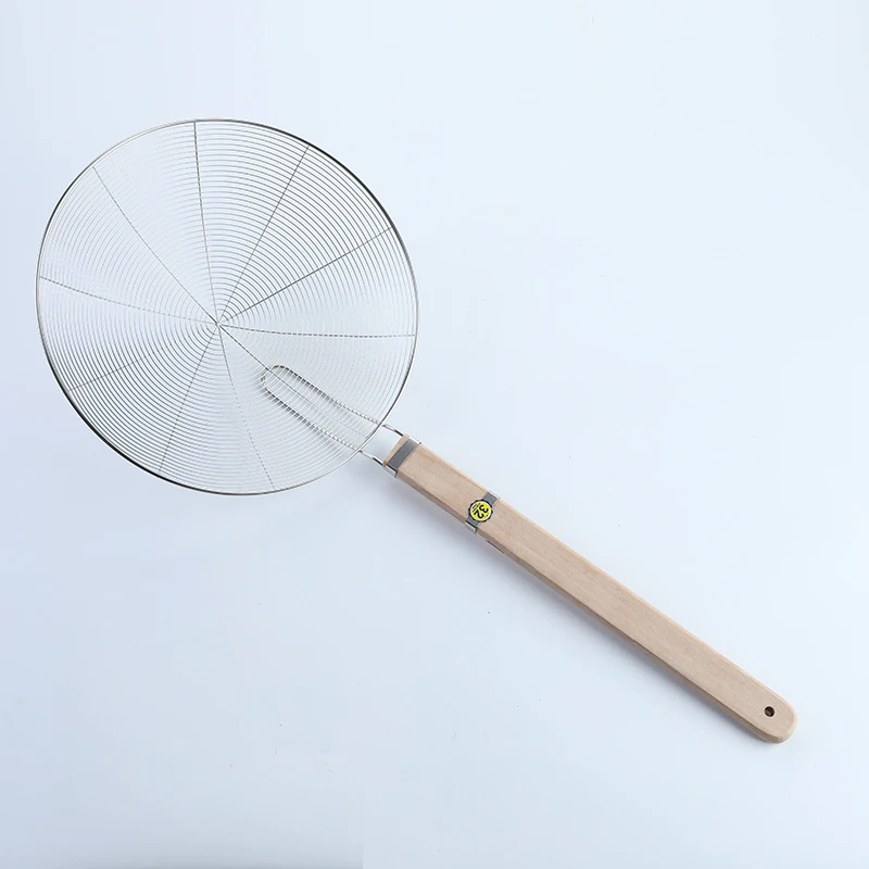 Hot sale  filter fried food noodle strainer mesh wire kitchen colander wooden handle stainless steel sieves strainers