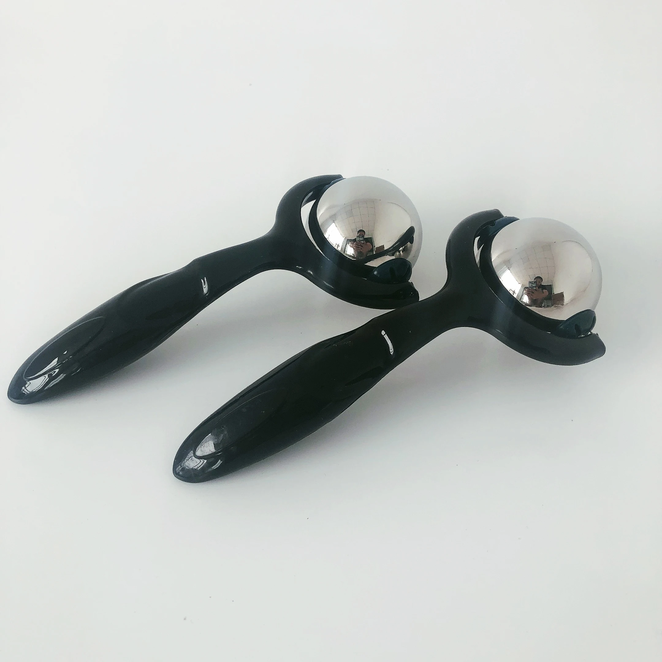 fashionable fitness body muscle exercise hand cold massage roller ball
