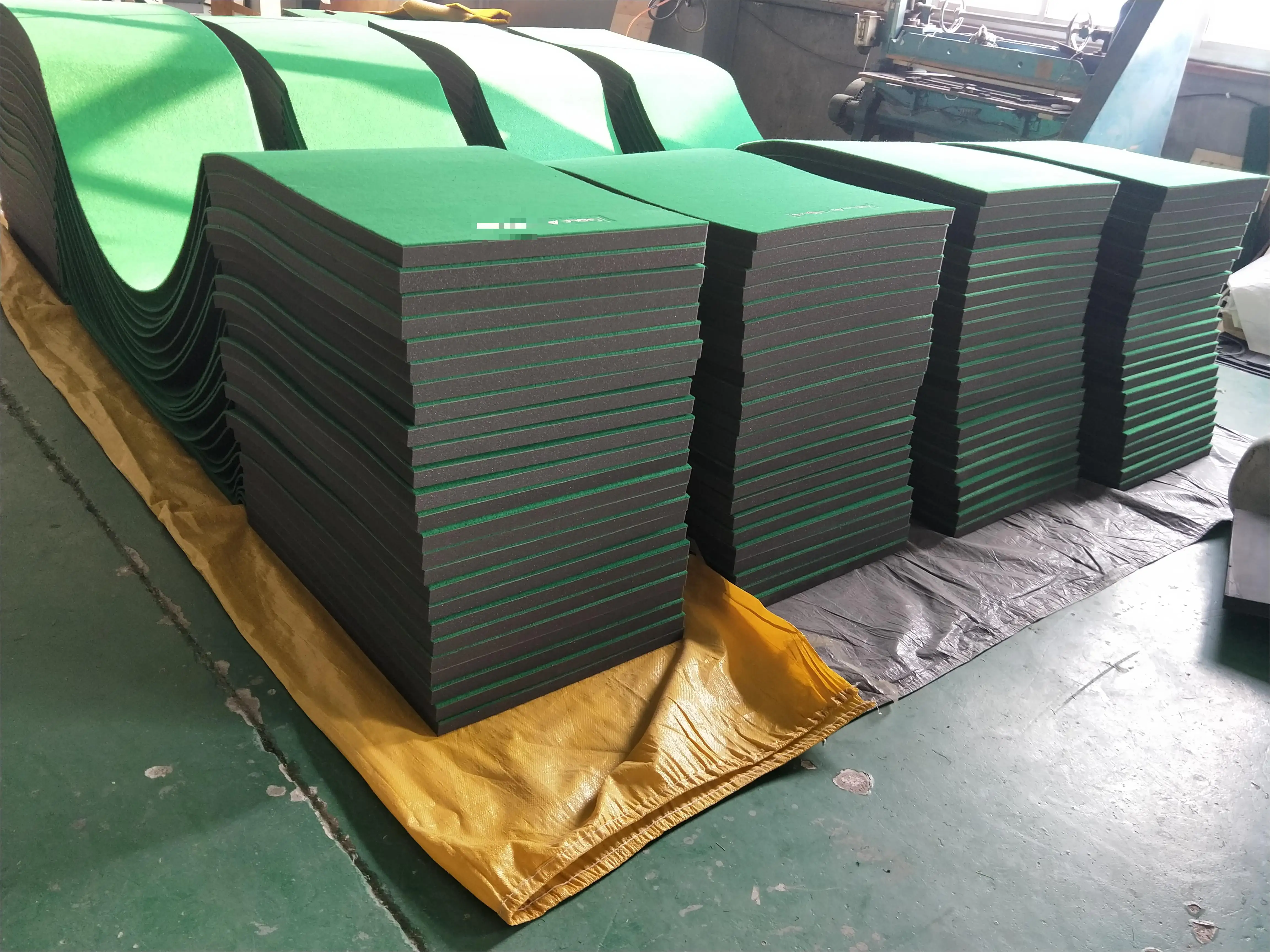 2-on-2 12 holes Portable Golf Putting Mat Indoor 2-way mini golf putting green mats