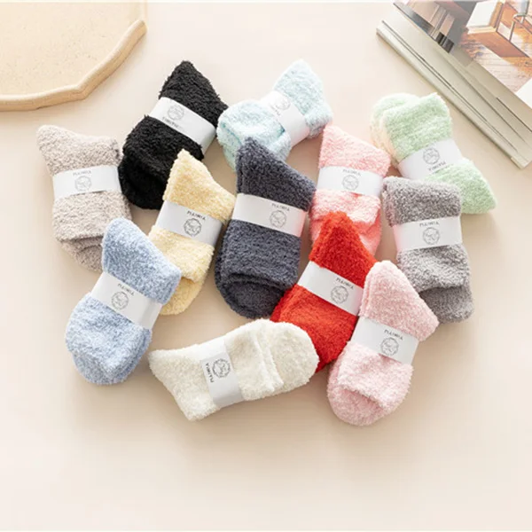 23 color YL Designer Wholesale Thick  Coral velvet fuzzy Warm Soft Women Cozy Winter Bed Socks Floor Home Fluffy Indoor Socks