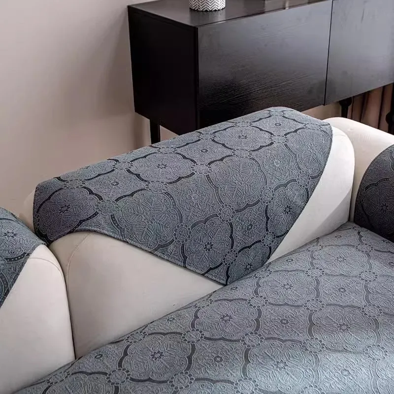 Light Luxury Retro French European Style Four Seasons Anti-Skid Anti-Cat Scratch Chenille Sofa Cushion Universal Sectional Sofas