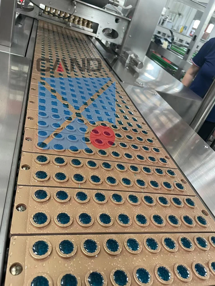 Gummy Candy Depositing Candy Make Machine Soft Large Candy Machine