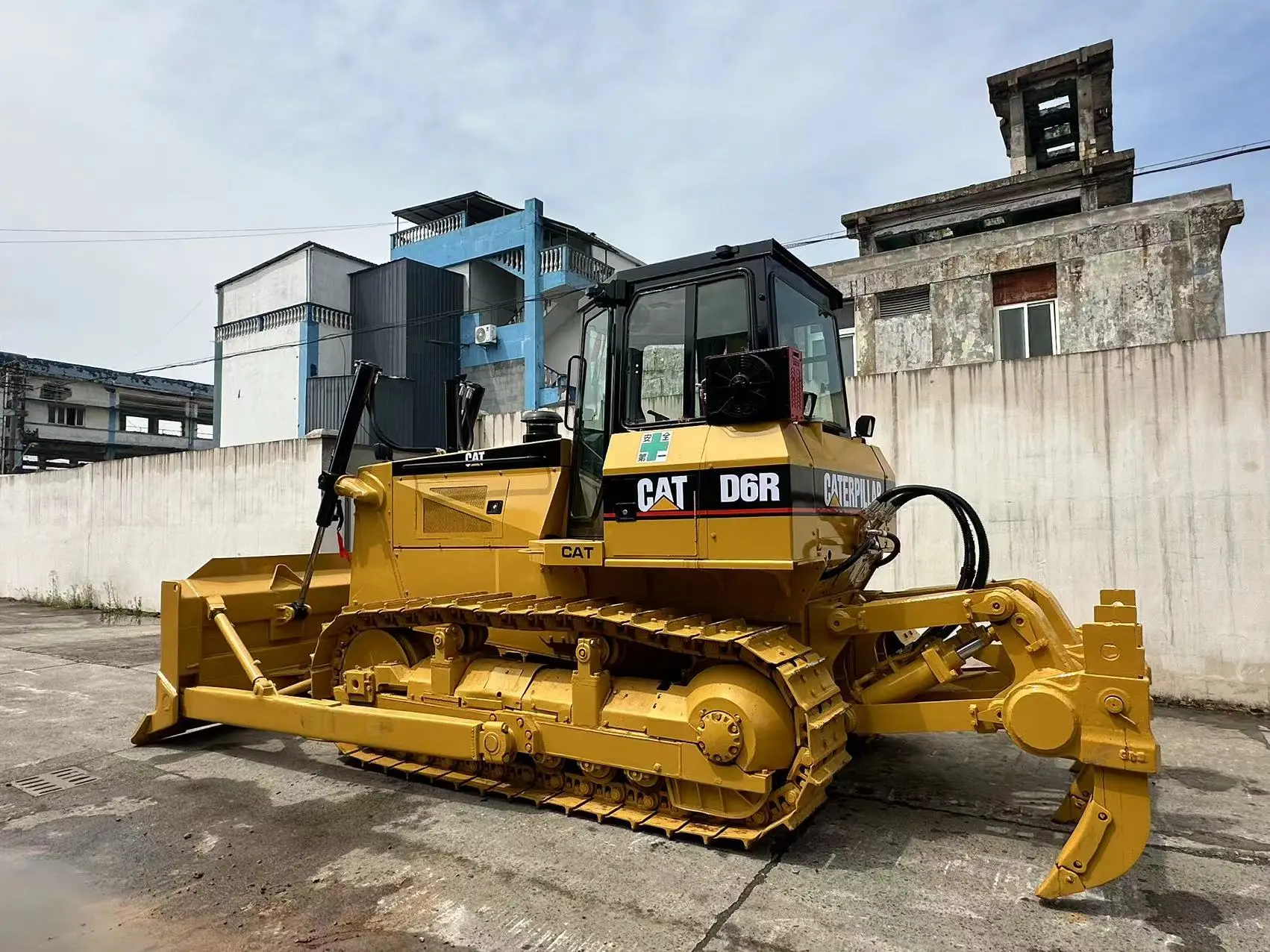 Японский гусеничный бульдозер CAT D6R гусеничные гусеницы по низкой цене