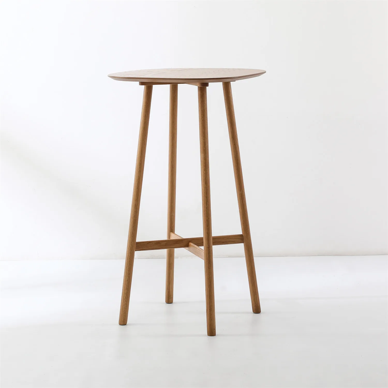 Nordic Simple Design Outdoor Furniture Round Small Table MDF Wood Minimalist High Bar Table