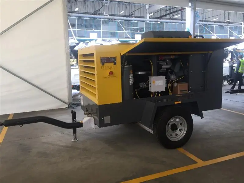 185 - 385 cfm 10m3 / min screw  portable engine diesel air compressor