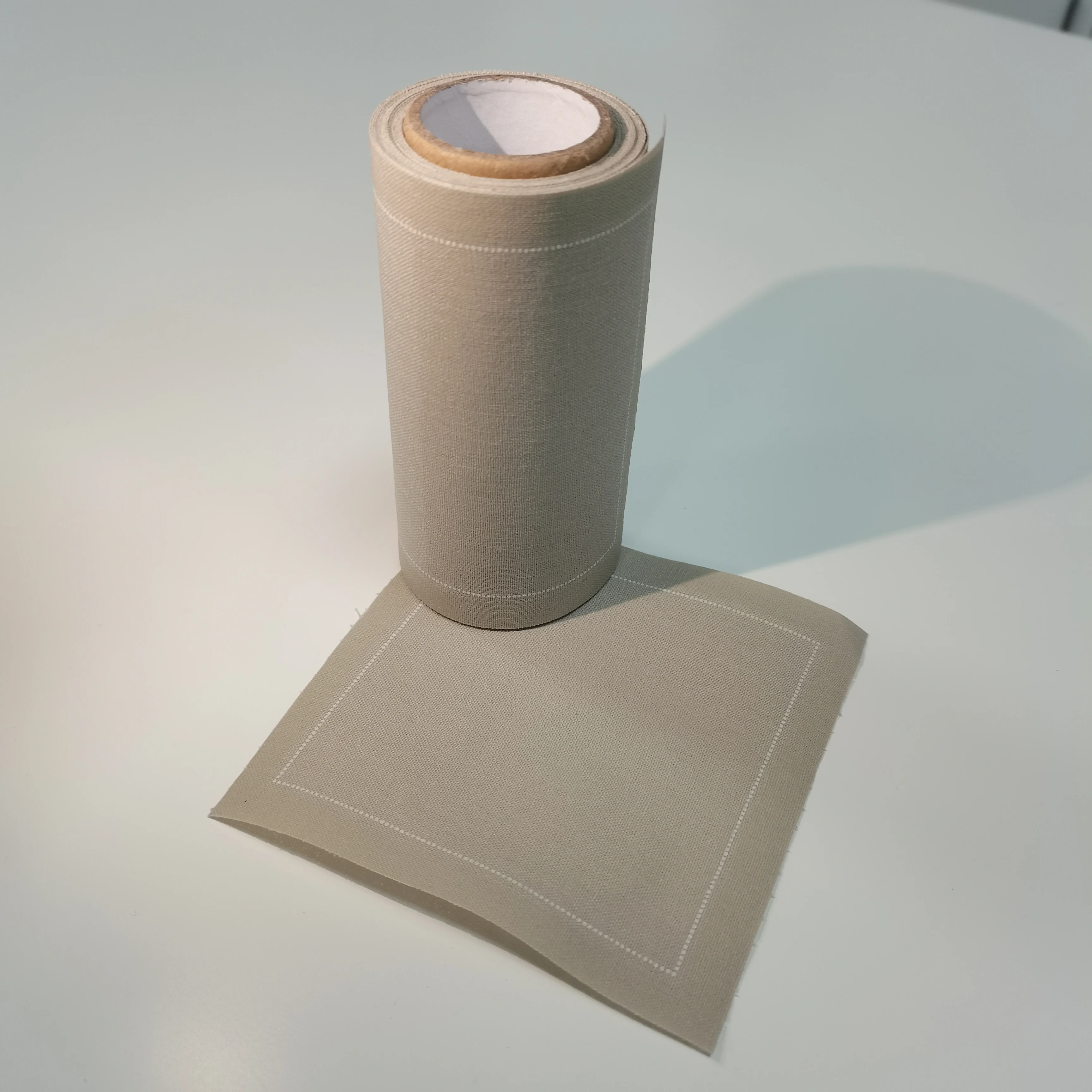 Cotton Fabric Cloth Coaster Napkin Tear able Disposable Rolled Tablet Napkin Linen Look Factory