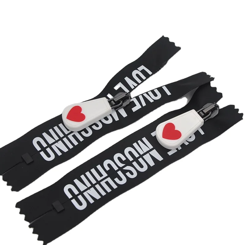
Customized Zipper Black Waterproof Zippers With Pu/Tpu Printed Tape Roll Reflective Sealable For Leather Bag Jacket Handbag 