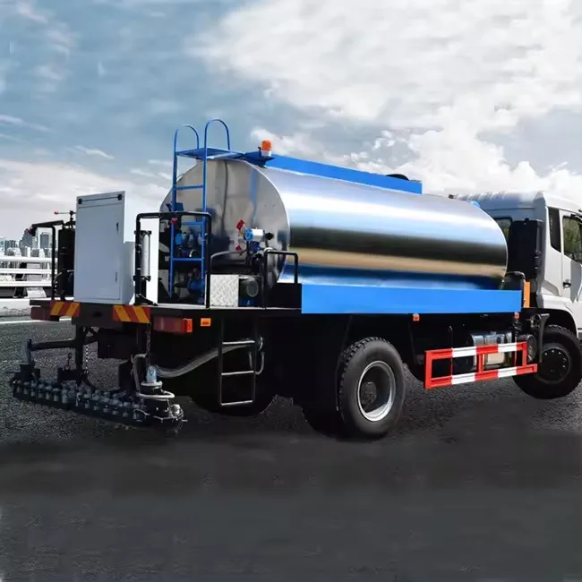 Thermal road coating equipment bitumen distributor truck