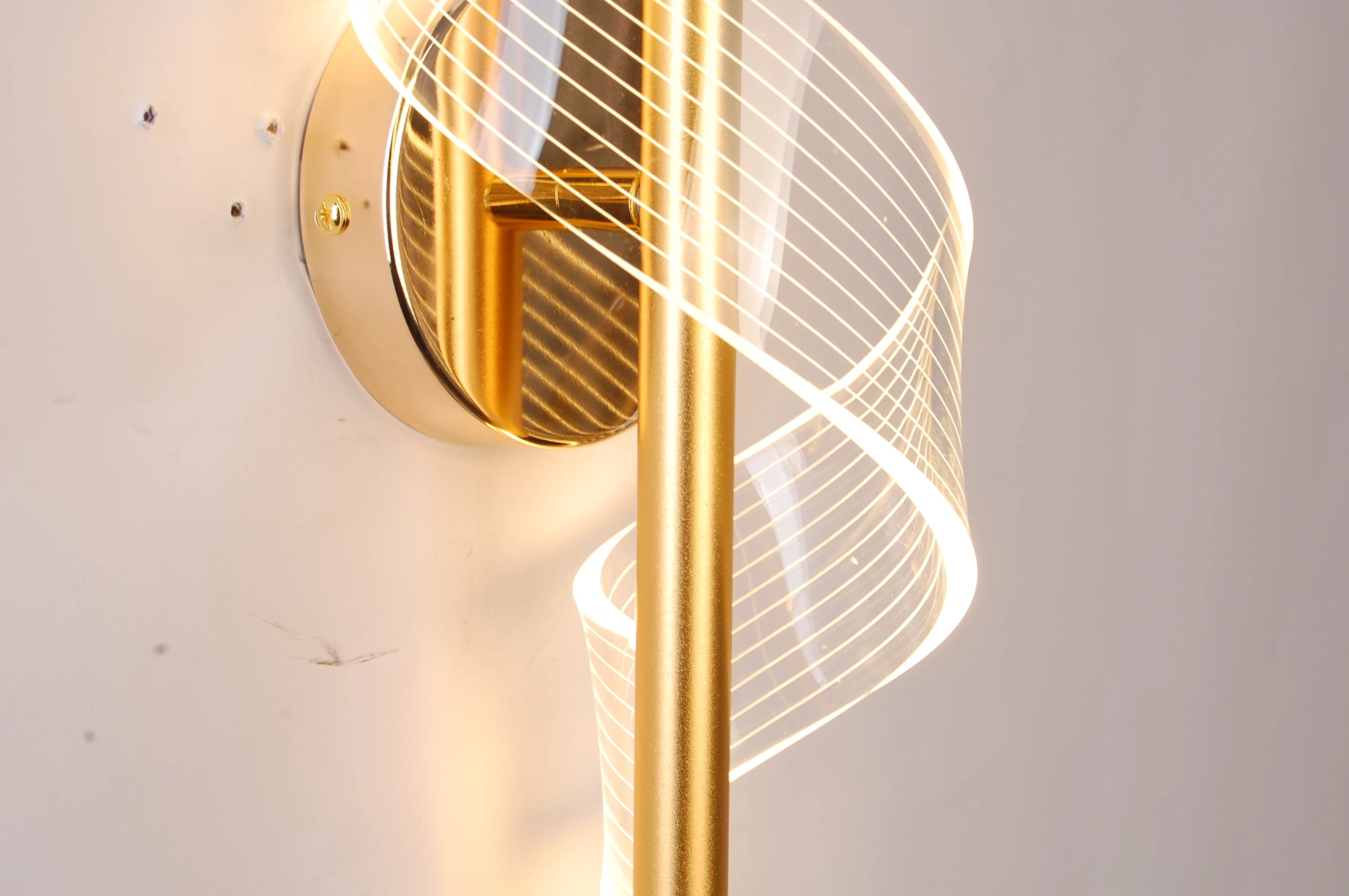 Lights for Home Wall Lamp With Rose Gold Color Lamp LED 8W Acrylic 3D light Shade