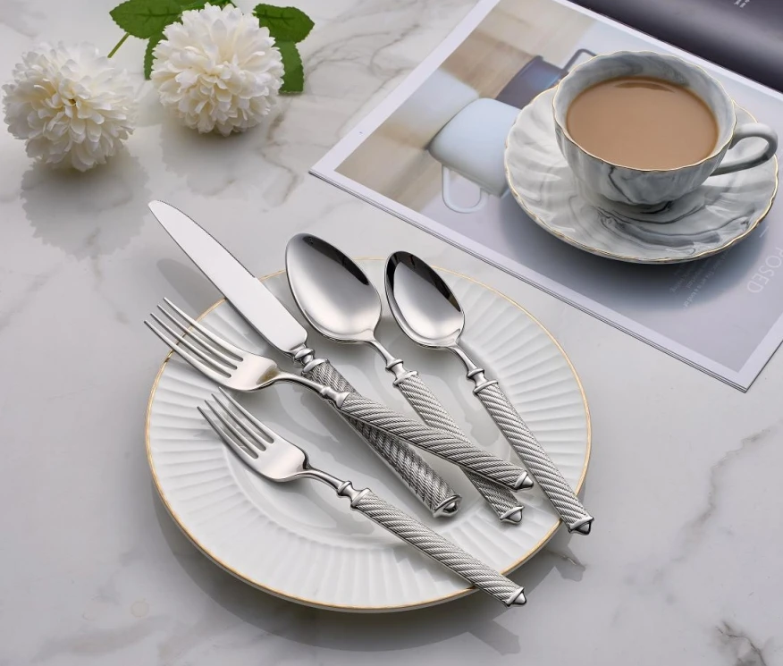 Luxury Damascus Steel Kitchen Cutlery Set  Flatware Set Knife Spoon Fork Elegant Dinnerware Tableware Gift Package