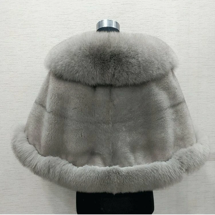 
Latest Design Elegant Style Winter Ladies Faux Fur Cape 