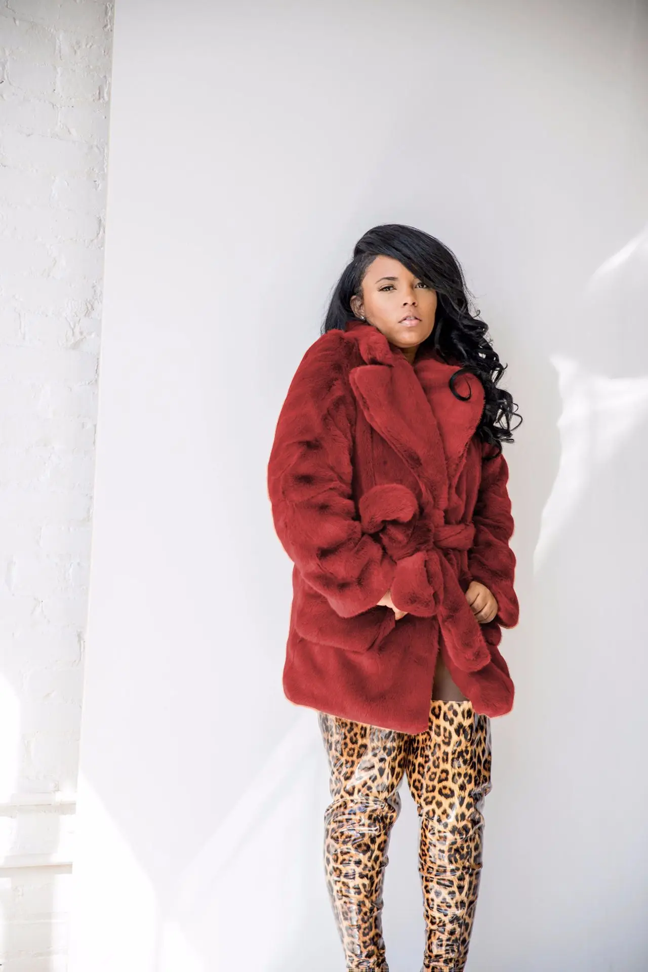 2021 модная осенне-зимняя одежда ветровка сексуальная женское длинное пальто из искусственного меха кролика меховое Меховая куртка