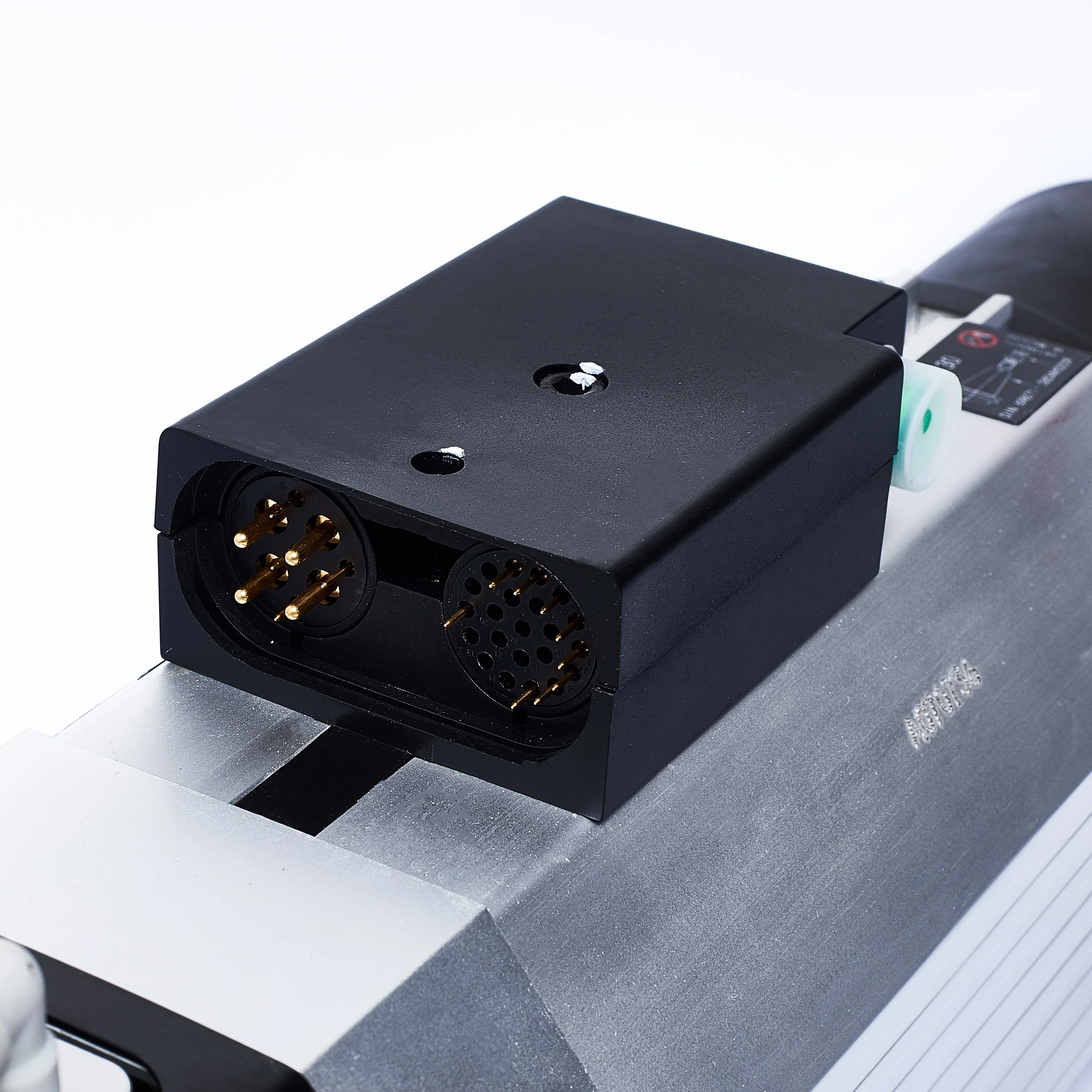 DECI Factory price ISO30 12KW ATC fibreboard spindle acrylic engraving woodworking high precision motor air cooling spindle