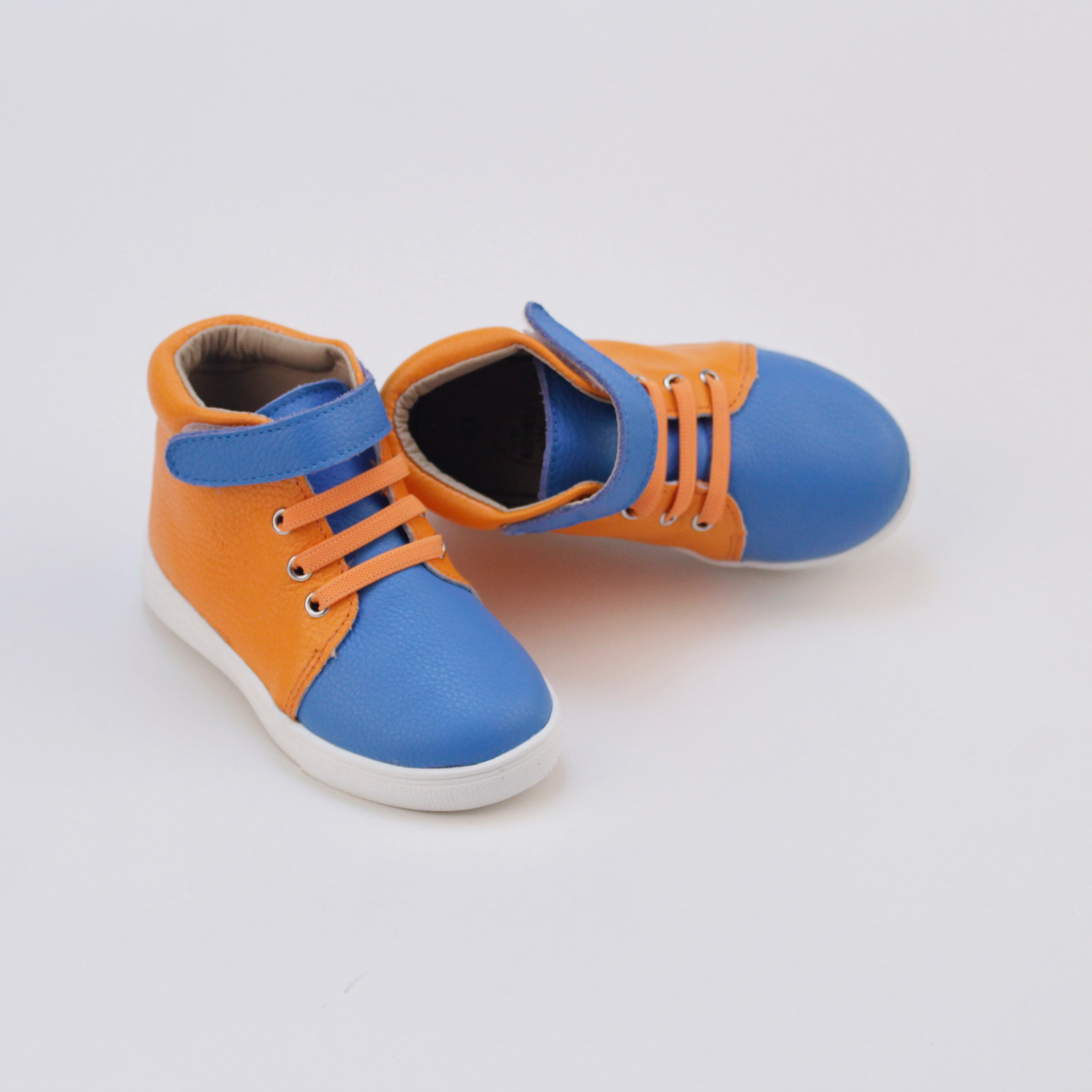 Wholesale Cheap Children Sneakers Shoe Kids School Casual Shoes for Boys and Girls DHL Bags Lace Leather Summer Cow Winter Sea