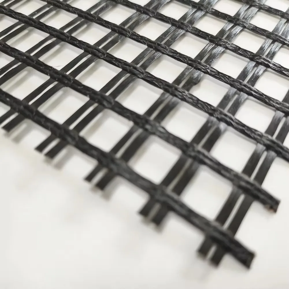 CE ISO certificated bitumen coated glassfiber geogrid for for asphalt road building