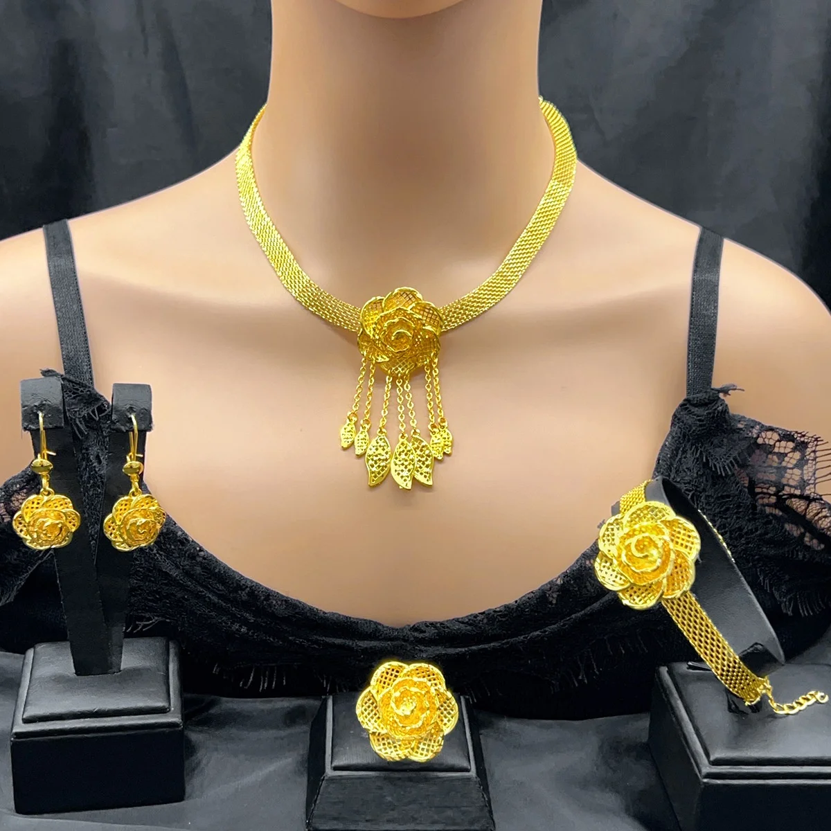 Indian Luxury Necklace Jewelry Sets For Women Dubai Gold Color African Arabic Wedding Bridal Collection Sets Earring Jewellery