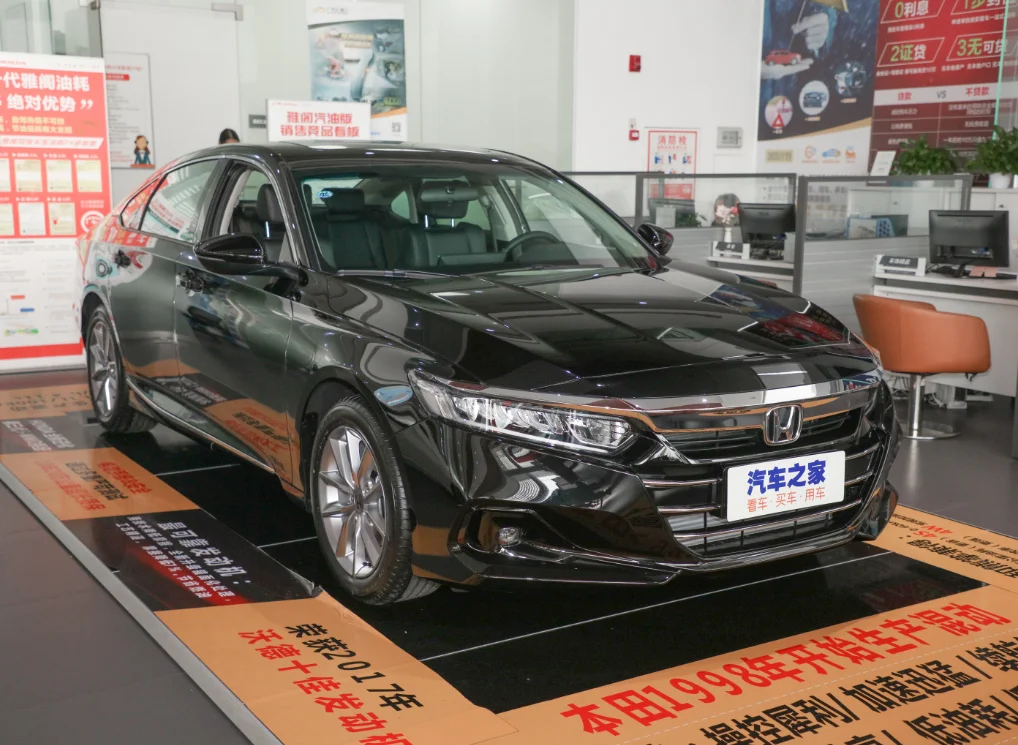 Лидер продаж подержанные и дешевые автомобили 2022 бензиновый автомобиль Honda Accord 2018 10-го поколения автомобильные запчасти