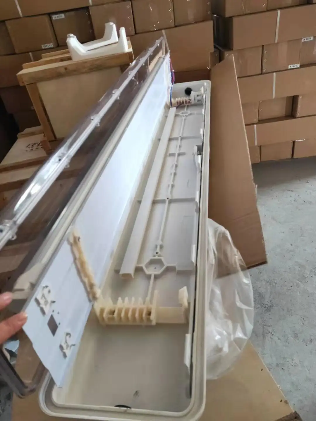 Factory price BYS 32W 4ft WF2 full plastic Explosion proof fluorescent lamp with LED tubes