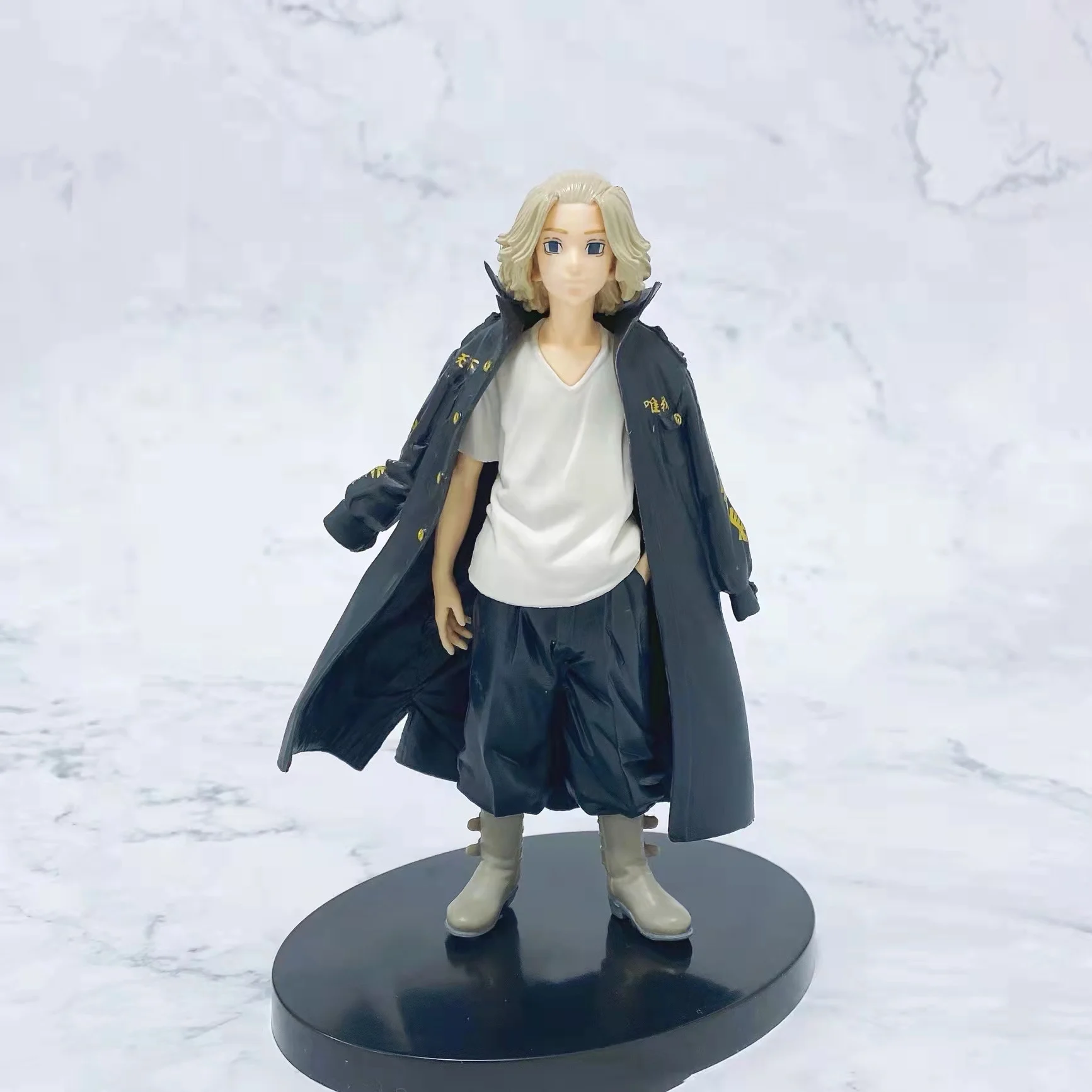 Wholesale hot selling boxed pvc cartoon toy anime Tokyo Revengers action figure