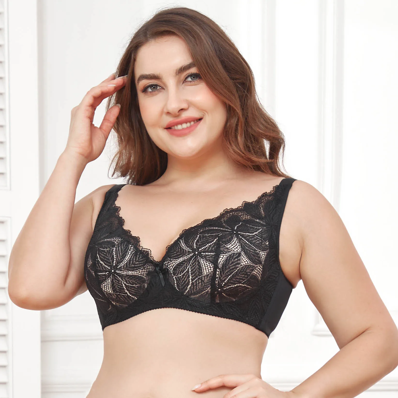 BOJIN Hot Selling Ladies Sexy Lace Nude Comfort Bras Beautiful Back Soft Fabric Lingerie Plus Size Women Gather Cup Black Bras