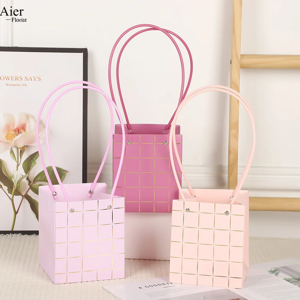 Aierflorist водонепроницаемая золотая линия блестящая пластиковая труба с тиснением Цветочная подарочная упаковка Сумка принтом для букета
