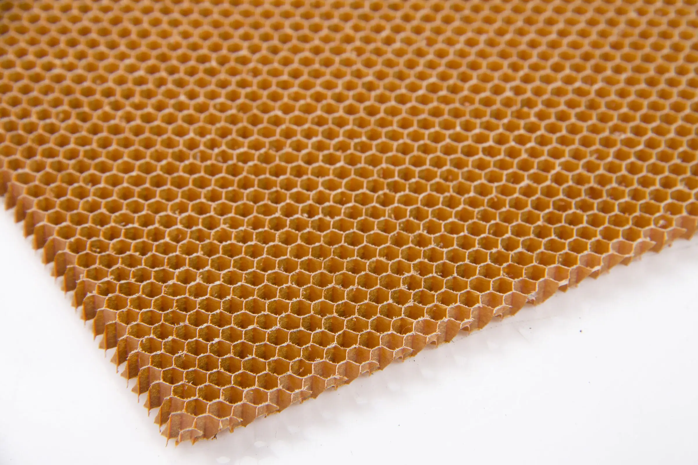 Domestic Nomex Honeycomb Aramid Paper Honeycomb Core  Low Density 29 kg Per Cubic Meter For UAV