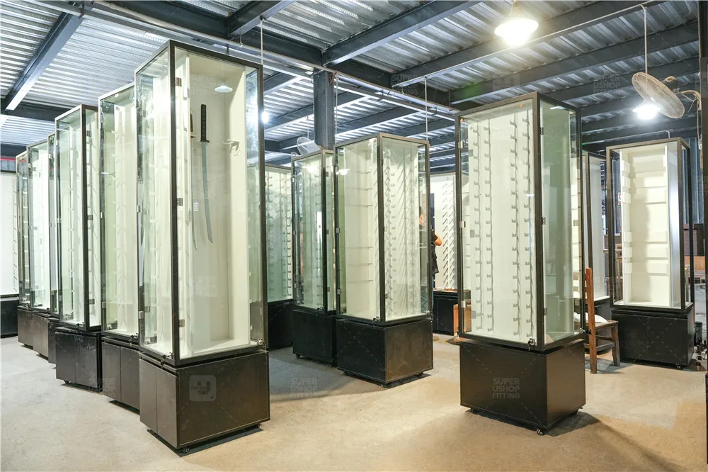 Customized Lockable Glass Door Kitchenware Store Display Cabinet Design Rotating Wooden Knife Shop Display Showcase